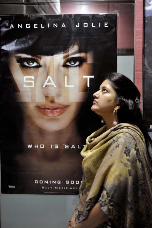perfume movie in hindi dubbed